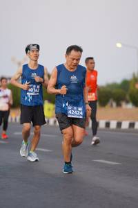 BIB: 40162, 42424
                            <button type="button" onclick="openModal(12009443)" class="btn btn-primary btn-sm float-right btn-popup" data-toggle="modal" data-target=".modal-high-quality">
                        <i class="fas fa-shopping-cart"></i> Add to Cart
                    </button>
                                            <button type="button" onclick="isThisMe(12009443, true)" class="btn btn-success btn-sm float-right btn-popup btn-isme hidden" data-toggle="tooltip" data-placement="bottom" title="นี่คือรูปของคุณใช่ไหม คลิกที่นี่เพื่อเอาเข้าอัลบั้ม">
                        <i class="fas fa-plus"></i> Add to album
                    </button>
                    <button type="button" onclick="isThisMe(12009443, false)" class="btn btn-warning btn-sm float-right btn-popup btn-isnotme hidden">
                        <i class="fas fa-ban"></i> Remove from album
                    </button>