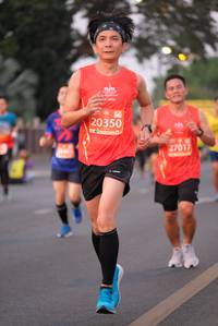 BIB: 20350, 27017
                            <button type="button" onclick="openModal(12146552)" class="btn btn-primary btn-sm float-right btn-popup" data-toggle="modal" data-target=".modal-high-quality">
                        <i class="fas fa-shopping-cart"></i> Add to Cart
                    </button>
                                            <button type="button" onclick="isThisMe(12146552, true)" class="btn btn-success btn-sm float-right btn-popup btn-isme hidden" data-toggle="tooltip" data-placement="bottom" title="นี่คือรูปของคุณใช่ไหม คลิกที่นี่เพื่อเอาเข้าอัลบั้ม">
                        <i class="fas fa-plus"></i> Add to album
                    </button>
                    <button type="button" onclick="isThisMe(12146552, false)" class="btn btn-warning btn-sm float-right btn-popup btn-isnotme hidden">
                        <i class="fas fa-ban"></i> Remove from album
                    </button>