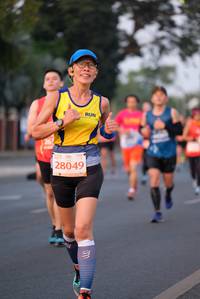 BIB: 28049
                            <button type="button" onclick="openModal(12152296)" class="btn btn-primary btn-sm float-right btn-popup" data-toggle="modal" data-target=".modal-high-quality">
                        <i class="fas fa-shopping-cart"></i> Add to Cart
                    </button>
                                            <button type="button" onclick="isThisMe(12152296, true)" class="btn btn-success btn-sm float-right btn-popup btn-isme hidden" data-toggle="tooltip" data-placement="bottom" title="นี่คือรูปของคุณใช่ไหม คลิกที่นี่เพื่อเอาเข้าอัลบั้ม">
                        <i class="fas fa-plus"></i> Add to album
                    </button>
                    <button type="button" onclick="isThisMe(12152296, false)" class="btn btn-warning btn-sm float-right btn-popup btn-isnotme hidden">
                        <i class="fas fa-ban"></i> Remove from album
                    </button>
