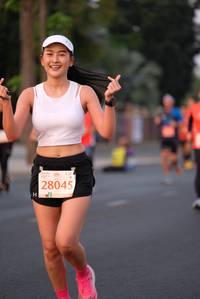 BIB: 28045
                            <button type="button" onclick="openModal(12155944)" class="btn btn-primary btn-sm float-right btn-popup" data-toggle="modal" data-target=".modal-high-quality">
                        <i class="fas fa-shopping-cart"></i> Add to Cart
                    </button>
                                            <button type="button" onclick="isThisMe(12155944, true)" class="btn btn-success btn-sm float-right btn-popup btn-isme hidden" data-toggle="tooltip" data-placement="bottom" title="นี่คือรูปของคุณใช่ไหม คลิกที่นี่เพื่อเอาเข้าอัลบั้ม">
                        <i class="fas fa-plus"></i> Add to album
                    </button>
                    <button type="button" onclick="isThisMe(12155944, false)" class="btn btn-warning btn-sm float-right btn-popup btn-isnotme hidden">
                        <i class="fas fa-ban"></i> Remove from album
                    </button>