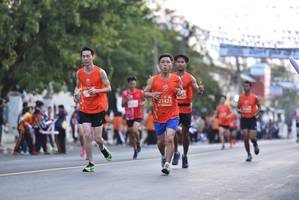BIB: 21423
                            <button type="button" onclick="openModal(11334519)" class="btn btn-primary btn-sm float-right btn-popup" data-toggle="modal" data-target=".modal-high-quality">
                        <i class="fas fa-shopping-cart"></i> Add to Cart
                    </button>
                                            <button type="button" onclick="isThisMe(11334519, true)" class="btn btn-success btn-sm float-right btn-popup btn-isme hidden" data-toggle="tooltip" data-placement="bottom" title="นี่คือรูปของคุณใช่ไหม คลิกที่นี่เพื่อเอาเข้าอัลบั้ม">
                        <i class="fas fa-plus"></i> Add to album
                    </button>
                    <button type="button" onclick="isThisMe(11334519, false)" class="btn btn-warning btn-sm float-right btn-popup btn-isnotme hidden">
                        <i class="fas fa-ban"></i> Remove from album
                    </button>
