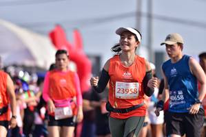 BIB: 140, 23958, 40658
                            <button type="button" onclick="openModal(11275044)" class="btn btn-primary btn-sm float-right btn-popup" data-toggle="modal" data-target=".modal-high-quality">
                        <i class="fas fa-shopping-cart"></i> Add to Cart
                    </button>
                                            <button type="button" onclick="isThisMe(11275044, true)" class="btn btn-success btn-sm float-right btn-popup btn-isme hidden" data-toggle="tooltip" data-placement="bottom" title="นี่คือรูปของคุณใช่ไหม คลิกที่นี่เพื่อเอาเข้าอัลบั้ม">
                        <i class="fas fa-plus"></i> Add to album
                    </button>
                    <button type="button" onclick="isThisMe(11275044, false)" class="btn btn-warning btn-sm float-right btn-popup btn-isnotme hidden">
                        <i class="fas fa-ban"></i> Remove from album
                    </button>