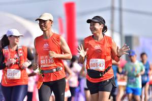 BIB: 2558, 26767, 305, 20160, 269, 40215
                            <button type="button" onclick="openModal(11645535)" class="btn btn-primary btn-sm float-right btn-popup" data-toggle="modal" data-target=".modal-high-quality">
                        <i class="fas fa-shopping-cart"></i> Add to Cart
                    </button>
                                            <button type="button" onclick="isThisMe(11645535, true)" class="btn btn-success btn-sm float-right btn-popup btn-isme hidden" data-toggle="tooltip" data-placement="bottom" title="นี่คือรูปของคุณใช่ไหม คลิกที่นี่เพื่อเอาเข้าอัลบั้ม">
                        <i class="fas fa-plus"></i> Add to album
                    </button>
                    <button type="button" onclick="isThisMe(11645535, false)" class="btn btn-warning btn-sm float-right btn-popup btn-isnotme hidden">
                        <i class="fas fa-ban"></i> Remove from album
                    </button>