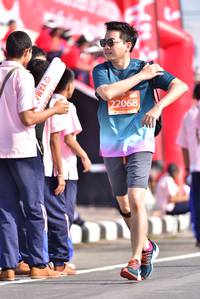 BIB: 26193, 22150, 80636, 1909
                            <button type="button" onclick="openModal(11684326)" class="btn btn-primary btn-sm float-right btn-popup" data-toggle="modal" data-target=".modal-high-quality">
                        <i class="fas fa-shopping-cart"></i> Add to Cart
                    </button>
                                            <button type="button" onclick="isThisMe(11684326, true)" class="btn btn-success btn-sm float-right btn-popup btn-isme hidden" data-toggle="tooltip" data-placement="bottom" title="นี่คือรูปของคุณใช่ไหม คลิกที่นี่เพื่อเอาเข้าอัลบั้ม">
                        <i class="fas fa-plus"></i> Add to album
                    </button>
                    <button type="button" onclick="isThisMe(11684326, false)" class="btn btn-warning btn-sm float-right btn-popup btn-isnotme hidden">
                        <i class="fas fa-ban"></i> Remove from album
                    </button>