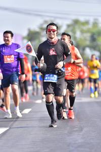 BIB: 22606, 41085
                            <button type="button" onclick="openModal(11304222)" class="btn btn-primary btn-sm float-right btn-popup" data-toggle="modal" data-target=".modal-high-quality">
                        <i class="fas fa-shopping-cart"></i> Add to Cart
                    </button>
                                            <button type="button" onclick="isThisMe(11304222, true)" class="btn btn-success btn-sm float-right btn-popup btn-isme hidden" data-toggle="tooltip" data-placement="bottom" title="นี่คือรูปของคุณใช่ไหม คลิกที่นี่เพื่อเอาเข้าอัลบั้ม">
                        <i class="fas fa-plus"></i> Add to album
                    </button>
                    <button type="button" onclick="isThisMe(11304222, false)" class="btn btn-warning btn-sm float-right btn-popup btn-isnotme hidden">
                        <i class="fas fa-ban"></i> Remove from album
                    </button>