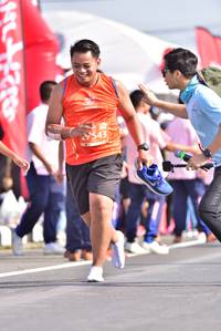 BIB: 768, 27614
                            <button type="button" onclick="openModal(11684678)" class="btn btn-primary btn-sm float-right btn-popup" data-toggle="modal" data-target=".modal-high-quality">
                        <i class="fas fa-shopping-cart"></i> Add to Cart
                    </button>
                                            <button type="button" onclick="isThisMe(11684678, true)" class="btn btn-success btn-sm float-right btn-popup btn-isme hidden" data-toggle="tooltip" data-placement="bottom" title="นี่คือรูปของคุณใช่ไหม คลิกที่นี่เพื่อเอาเข้าอัลบั้ม">
                        <i class="fas fa-plus"></i> Add to album
                    </button>
                    <button type="button" onclick="isThisMe(11684678, false)" class="btn btn-warning btn-sm float-right btn-popup btn-isnotme hidden">
                        <i class="fas fa-ban"></i> Remove from album
                    </button>