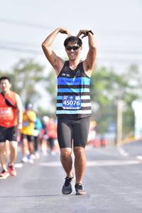 BIB: 20768, 26909, 0883
                            <button type="button" onclick="openModal(11684458)" class="btn btn-primary btn-sm float-right btn-popup" data-toggle="modal" data-target=".modal-high-quality">
                        <i class="fas fa-shopping-cart"></i> Add to Cart
                    </button>
                                            <button type="button" onclick="isThisMe(11684458, true)" class="btn btn-success btn-sm float-right btn-popup btn-isme hidden" data-toggle="tooltip" data-placement="bottom" title="นี่คือรูปของคุณใช่ไหม คลิกที่นี่เพื่อเอาเข้าอัลบั้ม">
                        <i class="fas fa-plus"></i> Add to album
                    </button>
                    <button type="button" onclick="isThisMe(11684458, false)" class="btn btn-warning btn-sm float-right btn-popup btn-isnotme hidden">
                        <i class="fas fa-ban"></i> Remove from album
                    </button>