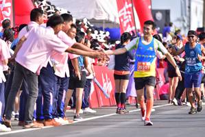 BIB: 40121, 20103
                            <button type="button" onclick="openModal(11626325)" class="btn btn-primary btn-sm float-right btn-popup" data-toggle="modal" data-target=".modal-high-quality">
                        <i class="fas fa-shopping-cart"></i> Add to Cart
                    </button>
                                            <button type="button" onclick="isThisMe(11626325, true)" class="btn btn-success btn-sm float-right btn-popup btn-isme hidden" data-toggle="tooltip" data-placement="bottom" title="นี่คือรูปของคุณใช่ไหม คลิกที่นี่เพื่อเอาเข้าอัลบั้ม">
                        <i class="fas fa-plus"></i> Add to album
                    </button>
                    <button type="button" onclick="isThisMe(11626325, false)" class="btn btn-warning btn-sm float-right btn-popup btn-isnotme hidden">
                        <i class="fas fa-ban"></i> Remove from album
                    </button>