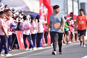 BIB: 26509, 411, 26760
                            <button type="button" onclick="openModal(11611628)" class="btn btn-primary btn-sm float-right btn-popup" data-toggle="modal" data-target=".modal-high-quality">
                        <i class="fas fa-shopping-cart"></i> Add to Cart
                    </button>
                                            <button type="button" onclick="isThisMe(11611628, true)" class="btn btn-success btn-sm float-right btn-popup btn-isme hidden" data-toggle="tooltip" data-placement="bottom" title="นี่คือรูปของคุณใช่ไหม คลิกที่นี่เพื่อเอาเข้าอัลบั้ม">
                        <i class="fas fa-plus"></i> Add to album
                    </button>
                    <button type="button" onclick="isThisMe(11611628, false)" class="btn btn-warning btn-sm float-right btn-popup btn-isnotme hidden">
                        <i class="fas fa-ban"></i> Remove from album
                    </button>