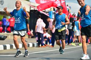 BIB: 46602, 45036
                            <button type="button" onclick="openModal(11142928)" class="btn btn-primary btn-sm float-right btn-popup" data-toggle="modal" data-target=".modal-high-quality">
                        <i class="fas fa-shopping-cart"></i> Add to Cart
                    </button>
                                            <button type="button" onclick="isThisMe(11142928, true)" class="btn btn-success btn-sm float-right btn-popup btn-isme hidden" data-toggle="tooltip" data-placement="bottom" title="นี่คือรูปของคุณใช่ไหม คลิกที่นี่เพื่อเอาเข้าอัลบั้ม">
                        <i class="fas fa-plus"></i> Add to album
                    </button>
                    <button type="button" onclick="isThisMe(11142928, false)" class="btn btn-warning btn-sm float-right btn-popup btn-isnotme hidden">
                        <i class="fas fa-ban"></i> Remove from album
                    </button>