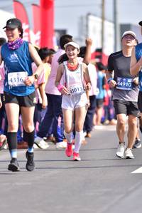 BIB: 43162, 44910, 43013
                            <button type="button" onclick="openModal(11695894)" class="btn btn-primary btn-sm float-right btn-popup" data-toggle="modal" data-target=".modal-high-quality">
                        <i class="fas fa-shopping-cart"></i> Add to Cart
                    </button>
                                            <button type="button" onclick="isThisMe(11695894, true)" class="btn btn-success btn-sm float-right btn-popup btn-isme hidden" data-toggle="tooltip" data-placement="bottom" title="นี่คือรูปของคุณใช่ไหม คลิกที่นี่เพื่อเอาเข้าอัลบั้ม">
                        <i class="fas fa-plus"></i> Add to album
                    </button>
                    <button type="button" onclick="isThisMe(11695894, false)" class="btn btn-warning btn-sm float-right btn-popup btn-isnotme hidden">
                        <i class="fas fa-ban"></i> Remove from album
                    </button>