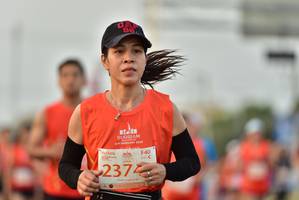 BIB: 200, 237
                            <button type="button" onclick="openModal(11752461)" class="btn btn-primary btn-sm float-right btn-popup" data-toggle="modal" data-target=".modal-high-quality">
                        <i class="fas fa-shopping-cart"></i> Add to Cart
                    </button>
                                            <button type="button" onclick="isThisMe(11752461, true)" class="btn btn-success btn-sm float-right btn-popup btn-isme hidden" data-toggle="tooltip" data-placement="bottom" title="นี่คือรูปของคุณใช่ไหม คลิกที่นี่เพื่อเอาเข้าอัลบั้ม">
                        <i class="fas fa-plus"></i> Add to album
                    </button>
                    <button type="button" onclick="isThisMe(11752461, false)" class="btn btn-warning btn-sm float-right btn-popup btn-isnotme hidden">
                        <i class="fas fa-ban"></i> Remove from album
                    </button>