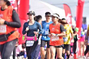 BIB: 625, 81731, 43456
                            <button type="button" onclick="openModal(11675998)" class="btn btn-primary btn-sm float-right btn-popup" data-toggle="modal" data-target=".modal-high-quality">
                        <i class="fas fa-shopping-cart"></i> Add to Cart
                    </button>
                                            <button type="button" onclick="isThisMe(11675998, true)" class="btn btn-success btn-sm float-right btn-popup btn-isme hidden" data-toggle="tooltip" data-placement="bottom" title="นี่คือรูปของคุณใช่ไหม คลิกที่นี่เพื่อเอาเข้าอัลบั้ม">
                        <i class="fas fa-plus"></i> Add to album
                    </button>
                    <button type="button" onclick="isThisMe(11675998, false)" class="btn btn-warning btn-sm float-right btn-popup btn-isnotme hidden">
                        <i class="fas fa-ban"></i> Remove from album
                    </button>