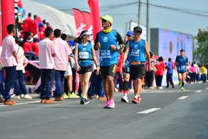 BIB: 21135, 1034, 215
                            <button type="button" onclick="openModal(11123578)" class="btn btn-primary btn-sm float-right btn-popup" data-toggle="modal" data-target=".modal-high-quality">
                        <i class="fas fa-shopping-cart"></i> Add to Cart
                    </button>
                                            <button type="button" onclick="isThisMe(11123578, true)" class="btn btn-success btn-sm float-right btn-popup btn-isme hidden" data-toggle="tooltip" data-placement="bottom" title="นี่คือรูปของคุณใช่ไหม คลิกที่นี่เพื่อเอาเข้าอัลบั้ม">
                        <i class="fas fa-plus"></i> Add to album
                    </button>
                    <button type="button" onclick="isThisMe(11123578, false)" class="btn btn-warning btn-sm float-right btn-popup btn-isnotme hidden">
                        <i class="fas fa-ban"></i> Remove from album
                    </button>
