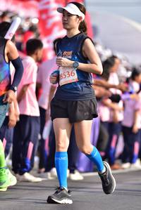 BIB: 0107, 2617, 20793
                            <button type="button" onclick="openModal(11272620)" class="btn btn-primary btn-sm float-right btn-popup" data-toggle="modal" data-target=".modal-high-quality">
                        <i class="fas fa-shopping-cart"></i> Add to Cart
                    </button>
                                            <button type="button" onclick="isThisMe(11272620, true)" class="btn btn-success btn-sm float-right btn-popup btn-isme hidden" data-toggle="tooltip" data-placement="bottom" title="นี่คือรูปของคุณใช่ไหม คลิกที่นี่เพื่อเอาเข้าอัลบั้ม">
                        <i class="fas fa-plus"></i> Add to album
                    </button>
                    <button type="button" onclick="isThisMe(11272620, false)" class="btn btn-warning btn-sm float-right btn-popup btn-isnotme hidden">
                        <i class="fas fa-ban"></i> Remove from album
                    </button>
