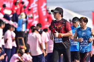 BIB: 45810, 45190, 41142
                            <button type="button" onclick="openModal(11700595)" class="btn btn-primary btn-sm float-right btn-popup" data-toggle="modal" data-target=".modal-high-quality">
                        <i class="fas fa-shopping-cart"></i> Add to Cart
                    </button>
                                            <button type="button" onclick="isThisMe(11700595, true)" class="btn btn-success btn-sm float-right btn-popup btn-isme hidden" data-toggle="tooltip" data-placement="bottom" title="นี่คือรูปของคุณใช่ไหม คลิกที่นี่เพื่อเอาเข้าอัลบั้ม">
                        <i class="fas fa-plus"></i> Add to album
                    </button>
                    <button type="button" onclick="isThisMe(11700595, false)" class="btn btn-warning btn-sm float-right btn-popup btn-isnotme hidden">
                        <i class="fas fa-ban"></i> Remove from album
                    </button>