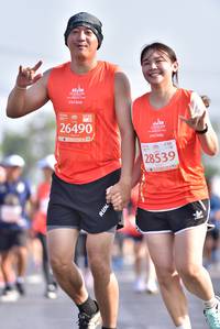 BIB: 26490, 28539
                            <button type="button" onclick="openModal(11614620)" class="btn btn-primary btn-sm float-right btn-popup" data-toggle="modal" data-target=".modal-high-quality">
                        <i class="fas fa-shopping-cart"></i> Add to Cart
                    </button>
                                            <button type="button" onclick="isThisMe(11614620, true)" class="btn btn-success btn-sm float-right btn-popup btn-isme hidden" data-toggle="tooltip" data-placement="bottom" title="นี่คือรูปของคุณใช่ไหม คลิกที่นี่เพื่อเอาเข้าอัลบั้ม">
                        <i class="fas fa-plus"></i> Add to album
                    </button>
                    <button type="button" onclick="isThisMe(11614620, false)" class="btn btn-warning btn-sm float-right btn-popup btn-isnotme hidden">
                        <i class="fas fa-ban"></i> Remove from album
                    </button>