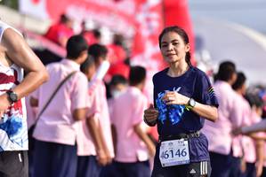 BIB: 46146
                            <button type="button" onclick="openModal(11303292)" class="btn btn-primary btn-sm float-right btn-popup" data-toggle="modal" data-target=".modal-high-quality">
                        <i class="fas fa-shopping-cart"></i> Add to Cart
                    </button>
                                            <button type="button" onclick="isThisMe(11303292, true)" class="btn btn-success btn-sm float-right btn-popup btn-isme hidden" data-toggle="tooltip" data-placement="bottom" title="นี่คือรูปของคุณใช่ไหม คลิกที่นี่เพื่อเอาเข้าอัลบั้ม">
                        <i class="fas fa-plus"></i> Add to album
                    </button>
                    <button type="button" onclick="isThisMe(11303292, false)" class="btn btn-warning btn-sm float-right btn-popup btn-isnotme hidden">
                        <i class="fas fa-ban"></i> Remove from album
                    </button>
