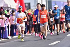 BIB: 26978, 25781, 2001
                            <button type="button" onclick="openModal(11293933)" class="btn btn-primary btn-sm float-right btn-popup" data-toggle="modal" data-target=".modal-high-quality">
                        <i class="fas fa-shopping-cart"></i> Add to Cart
                    </button>
                                            <button type="button" onclick="isThisMe(11293933, true)" class="btn btn-success btn-sm float-right btn-popup btn-isme hidden" data-toggle="tooltip" data-placement="bottom" title="นี่คือรูปของคุณใช่ไหม คลิกที่นี่เพื่อเอาเข้าอัลบั้ม">
                        <i class="fas fa-plus"></i> Add to album
                    </button>
                    <button type="button" onclick="isThisMe(11293933, false)" class="btn btn-warning btn-sm float-right btn-popup btn-isnotme hidden">
                        <i class="fas fa-ban"></i> Remove from album
                    </button>