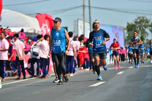 BIB: 42442, 44861
                            <button type="button" onclick="openModal(11142672)" class="btn btn-primary btn-sm float-right btn-popup" data-toggle="modal" data-target=".modal-high-quality">
                        <i class="fas fa-shopping-cart"></i> Add to Cart
                    </button>
                                            <button type="button" onclick="isThisMe(11142672, true)" class="btn btn-success btn-sm float-right btn-popup btn-isme hidden" data-toggle="tooltip" data-placement="bottom" title="นี่คือรูปของคุณใช่ไหม คลิกที่นี่เพื่อเอาเข้าอัลบั้ม">
                        <i class="fas fa-plus"></i> Add to album
                    </button>
                    <button type="button" onclick="isThisMe(11142672, false)" class="btn btn-warning btn-sm float-right btn-popup btn-isnotme hidden">
                        <i class="fas fa-ban"></i> Remove from album
                    </button>