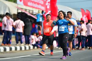 BIB: 29548
                            <button type="button" onclick="openModal(11121423)" class="btn btn-primary btn-sm float-right btn-popup" data-toggle="modal" data-target=".modal-high-quality">
                        <i class="fas fa-shopping-cart"></i> Add to Cart
                    </button>
                                            <button type="button" onclick="isThisMe(11121423, true)" class="btn btn-success btn-sm float-right btn-popup btn-isme hidden" data-toggle="tooltip" data-placement="bottom" title="นี่คือรูปของคุณใช่ไหม คลิกที่นี่เพื่อเอาเข้าอัลบั้ม">
                        <i class="fas fa-plus"></i> Add to album
                    </button>
                    <button type="button" onclick="isThisMe(11121423, false)" class="btn btn-warning btn-sm float-right btn-popup btn-isnotme hidden">
                        <i class="fas fa-ban"></i> Remove from album
                    </button>