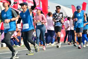 BIB: 7008, 29381, 43390
                            <button type="button" onclick="openModal(11104856)" class="btn btn-primary btn-sm float-right btn-popup" data-toggle="modal" data-target=".modal-high-quality">
                        <i class="fas fa-shopping-cart"></i> Add to Cart
                    </button>
                                            <button type="button" onclick="isThisMe(11104856, true)" class="btn btn-success btn-sm float-right btn-popup btn-isme hidden" data-toggle="tooltip" data-placement="bottom" title="นี่คือรูปของคุณใช่ไหม คลิกที่นี่เพื่อเอาเข้าอัลบั้ม">
                        <i class="fas fa-plus"></i> Add to album
                    </button>
                    <button type="button" onclick="isThisMe(11104856, false)" class="btn btn-warning btn-sm float-right btn-popup btn-isnotme hidden">
                        <i class="fas fa-ban"></i> Remove from album
                    </button>