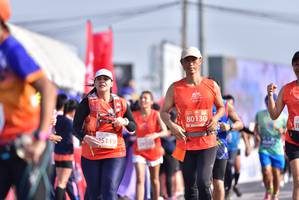 BIB: 92920, 040, 26939, 23305
                            <button type="button" onclick="openModal(11645219)" class="btn btn-primary btn-sm float-right btn-popup" data-toggle="modal" data-target=".modal-high-quality">
                        <i class="fas fa-shopping-cart"></i> Add to Cart
                    </button>
                                            <button type="button" onclick="isThisMe(11645219, true)" class="btn btn-success btn-sm float-right btn-popup btn-isme hidden" data-toggle="tooltip" data-placement="bottom" title="นี่คือรูปของคุณใช่ไหม คลิกที่นี่เพื่อเอาเข้าอัลบั้ม">
                        <i class="fas fa-plus"></i> Add to album
                    </button>
                    <button type="button" onclick="isThisMe(11645219, false)" class="btn btn-warning btn-sm float-right btn-popup btn-isnotme hidden">
                        <i class="fas fa-ban"></i> Remove from album
                    </button>