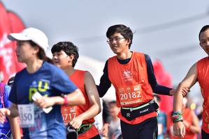 BIB: 20182, 350, 5717
                            <button type="button" onclick="openModal(11684151)" class="btn btn-primary btn-sm float-right btn-popup" data-toggle="modal" data-target=".modal-high-quality">
                        <i class="fas fa-shopping-cart"></i> Add to Cart
                    </button>
                                            <button type="button" onclick="isThisMe(11684151, true)" class="btn btn-success btn-sm float-right btn-popup btn-isme hidden" data-toggle="tooltip" data-placement="bottom" title="นี่คือรูปของคุณใช่ไหม คลิกที่นี่เพื่อเอาเข้าอัลบั้ม">
                        <i class="fas fa-plus"></i> Add to album
                    </button>
                    <button type="button" onclick="isThisMe(11684151, false)" class="btn btn-warning btn-sm float-right btn-popup btn-isnotme hidden">
                        <i class="fas fa-ban"></i> Remove from album
                    </button>