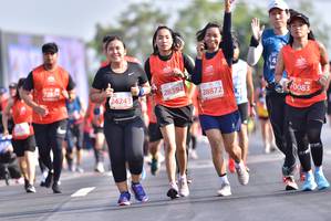 BIB: 22824, 28394, 0083, 28872, 24243
                            <button type="button" onclick="openModal(11606755)" class="btn btn-primary btn-sm float-right btn-popup" data-toggle="modal" data-target=".modal-high-quality">
                        <i class="fas fa-shopping-cart"></i> Add to Cart
                    </button>
                                            <button type="button" onclick="isThisMe(11606755, true)" class="btn btn-success btn-sm float-right btn-popup btn-isme hidden" data-toggle="tooltip" data-placement="bottom" title="นี่คือรูปของคุณใช่ไหม คลิกที่นี่เพื่อเอาเข้าอัลบั้ม">
                        <i class="fas fa-plus"></i> Add to album
                    </button>
                    <button type="button" onclick="isThisMe(11606755, false)" class="btn btn-warning btn-sm float-right btn-popup btn-isnotme hidden">
                        <i class="fas fa-ban"></i> Remove from album
                    </button>
