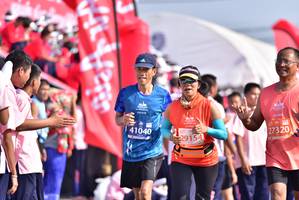 BIB: 22139, 27661, 28473
                            <button type="button" onclick="openModal(11666957)" class="btn btn-primary btn-sm float-right btn-popup" data-toggle="modal" data-target=".modal-high-quality">
                        <i class="fas fa-shopping-cart"></i> Add to Cart
                    </button>
                                            <button type="button" onclick="isThisMe(11666957, true)" class="btn btn-success btn-sm float-right btn-popup btn-isme hidden" data-toggle="tooltip" data-placement="bottom" title="นี่คือรูปของคุณใช่ไหม คลิกที่นี่เพื่อเอาเข้าอัลบั้ม">
                        <i class="fas fa-plus"></i> Add to album
                    </button>
                    <button type="button" onclick="isThisMe(11666957, false)" class="btn btn-warning btn-sm float-right btn-popup btn-isnotme hidden">
                        <i class="fas fa-ban"></i> Remove from album
                    </button>