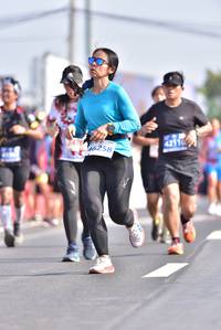 BIB: 42110, 16258
                            <button type="button" onclick="openModal(11684755)" class="btn btn-primary btn-sm float-right btn-popup" data-toggle="modal" data-target=".modal-high-quality">
                        <i class="fas fa-shopping-cart"></i> Add to Cart
                    </button>
                                            <button type="button" onclick="isThisMe(11684755, true)" class="btn btn-success btn-sm float-right btn-popup btn-isme hidden" data-toggle="tooltip" data-placement="bottom" title="นี่คือรูปของคุณใช่ไหม คลิกที่นี่เพื่อเอาเข้าอัลบั้ม">
                        <i class="fas fa-plus"></i> Add to album
                    </button>
                    <button type="button" onclick="isThisMe(11684755, false)" class="btn btn-warning btn-sm float-right btn-popup btn-isnotme hidden">
                        <i class="fas fa-ban"></i> Remove from album
                    </button>