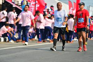 BIB: 42496, 45537
                            <button type="button" onclick="openModal(11103652)" class="btn btn-primary btn-sm float-right btn-popup" data-toggle="modal" data-target=".modal-high-quality">
                        <i class="fas fa-shopping-cart"></i> Add to Cart
                    </button>
                                            <button type="button" onclick="isThisMe(11103652, true)" class="btn btn-success btn-sm float-right btn-popup btn-isme hidden" data-toggle="tooltip" data-placement="bottom" title="นี่คือรูปของคุณใช่ไหม คลิกที่นี่เพื่อเอาเข้าอัลบั้ม">
                        <i class="fas fa-plus"></i> Add to album
                    </button>
                    <button type="button" onclick="isThisMe(11103652, false)" class="btn btn-warning btn-sm float-right btn-popup btn-isnotme hidden">
                        <i class="fas fa-ban"></i> Remove from album
                    </button>