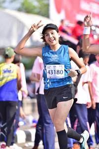 BIB: 44640, 22464
                            <button type="button" onclick="openModal(11663112)" class="btn btn-primary btn-sm float-right btn-popup" data-toggle="modal" data-target=".modal-high-quality">
                        <i class="fas fa-shopping-cart"></i> Add to Cart
                    </button>
                                            <button type="button" onclick="isThisMe(11663112, true)" class="btn btn-success btn-sm float-right btn-popup btn-isme hidden" data-toggle="tooltip" data-placement="bottom" title="นี่คือรูปของคุณใช่ไหม คลิกที่นี่เพื่อเอาเข้าอัลบั้ม">
                        <i class="fas fa-plus"></i> Add to album
                    </button>
                    <button type="button" onclick="isThisMe(11663112, false)" class="btn btn-warning btn-sm float-right btn-popup btn-isnotme hidden">
                        <i class="fas fa-ban"></i> Remove from album
                    </button>