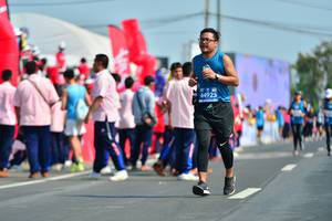 BIB: 44925
                            <button type="button" onclick="openModal(11116988)" class="btn btn-primary btn-sm float-right btn-popup" data-toggle="modal" data-target=".modal-high-quality">
                        <i class="fas fa-shopping-cart"></i> Add to Cart
                    </button>
                                            <button type="button" onclick="isThisMe(11116988, true)" class="btn btn-success btn-sm float-right btn-popup btn-isme hidden" data-toggle="tooltip" data-placement="bottom" title="นี่คือรูปของคุณใช่ไหม คลิกที่นี่เพื่อเอาเข้าอัลบั้ม">
                        <i class="fas fa-plus"></i> Add to album
                    </button>
                    <button type="button" onclick="isThisMe(11116988, false)" class="btn btn-warning btn-sm float-right btn-popup btn-isnotme hidden">
                        <i class="fas fa-ban"></i> Remove from album
                    </button>