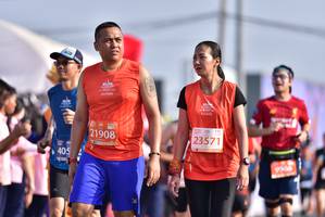 BIB: 21908, 23571, 405
                            <button type="button" onclick="openModal(11303885)" class="btn btn-primary btn-sm float-right btn-popup" data-toggle="modal" data-target=".modal-high-quality">
                        <i class="fas fa-shopping-cart"></i> Add to Cart
                    </button>
                                            <button type="button" onclick="isThisMe(11303885, true)" class="btn btn-success btn-sm float-right btn-popup btn-isme hidden" data-toggle="tooltip" data-placement="bottom" title="นี่คือรูปของคุณใช่ไหม คลิกที่นี่เพื่อเอาเข้าอัลบั้ม">
                        <i class="fas fa-plus"></i> Add to album
                    </button>
                    <button type="button" onclick="isThisMe(11303885, false)" class="btn btn-warning btn-sm float-right btn-popup btn-isnotme hidden">
                        <i class="fas fa-ban"></i> Remove from album
                    </button>