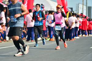BIB: 45933, 40908, 46251
                            <button type="button" onclick="openModal(11106437)" class="btn btn-primary btn-sm float-right btn-popup" data-toggle="modal" data-target=".modal-high-quality">
                        <i class="fas fa-shopping-cart"></i> Add to Cart
                    </button>
                                            <button type="button" onclick="isThisMe(11106437, true)" class="btn btn-success btn-sm float-right btn-popup btn-isme hidden" data-toggle="tooltip" data-placement="bottom" title="นี่คือรูปของคุณใช่ไหม คลิกที่นี่เพื่อเอาเข้าอัลบั้ม">
                        <i class="fas fa-plus"></i> Add to album
                    </button>
                    <button type="button" onclick="isThisMe(11106437, false)" class="btn btn-warning btn-sm float-right btn-popup btn-isnotme hidden">
                        <i class="fas fa-ban"></i> Remove from album
                    </button>