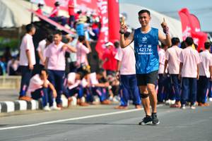 BIB: 42176
                            <button type="button" onclick="openModal(11099418)" class="btn btn-primary btn-sm float-right btn-popup" data-toggle="modal" data-target=".modal-high-quality">
                        <i class="fas fa-shopping-cart"></i> Add to Cart
                    </button>
                                            <button type="button" onclick="isThisMe(11099418, true)" class="btn btn-success btn-sm float-right btn-popup btn-isme hidden" data-toggle="tooltip" data-placement="bottom" title="นี่คือรูปของคุณใช่ไหม คลิกที่นี่เพื่อเอาเข้าอัลบั้ม">
                        <i class="fas fa-plus"></i> Add to album
                    </button>
                    <button type="button" onclick="isThisMe(11099418, false)" class="btn btn-warning btn-sm float-right btn-popup btn-isnotme hidden">
                        <i class="fas fa-ban"></i> Remove from album
                    </button>