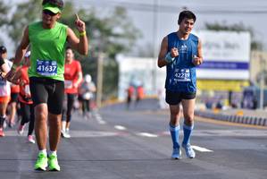BIB: 2172, 21554, 557
                            <button type="button" onclick="openModal(11299758)" class="btn btn-primary btn-sm float-right btn-popup" data-toggle="modal" data-target=".modal-high-quality">
                        <i class="fas fa-shopping-cart"></i> Add to Cart
                    </button>
                                            <button type="button" onclick="isThisMe(11299758, true)" class="btn btn-success btn-sm float-right btn-popup btn-isme hidden" data-toggle="tooltip" data-placement="bottom" title="นี่คือรูปของคุณใช่ไหม คลิกที่นี่เพื่อเอาเข้าอัลบั้ม">
                        <i class="fas fa-plus"></i> Add to album
                    </button>
                    <button type="button" onclick="isThisMe(11299758, false)" class="btn btn-warning btn-sm float-right btn-popup btn-isnotme hidden">
                        <i class="fas fa-ban"></i> Remove from album
                    </button>