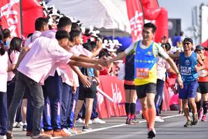 BIB: 2188, 1231, 265, 22798
                            <button type="button" onclick="openModal(11626228)" class="btn btn-primary btn-sm float-right btn-popup" data-toggle="modal" data-target=".modal-high-quality">
                        <i class="fas fa-shopping-cart"></i> Add to Cart
                    </button>
                                            <button type="button" onclick="isThisMe(11626228, true)" class="btn btn-success btn-sm float-right btn-popup btn-isme hidden" data-toggle="tooltip" data-placement="bottom" title="นี่คือรูปของคุณใช่ไหม คลิกที่นี่เพื่อเอาเข้าอัลบั้ม">
                        <i class="fas fa-plus"></i> Add to album
                    </button>
                    <button type="button" onclick="isThisMe(11626228, false)" class="btn btn-warning btn-sm float-right btn-popup btn-isnotme hidden">
                        <i class="fas fa-ban"></i> Remove from album
                    </button>
