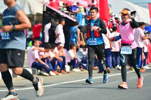 BIB: 40908, 46251
                            <button type="button" onclick="openModal(11106532)" class="btn btn-primary btn-sm float-right btn-popup" data-toggle="modal" data-target=".modal-high-quality">
                        <i class="fas fa-shopping-cart"></i> Add to Cart
                    </button>
                                            <button type="button" onclick="isThisMe(11106532, true)" class="btn btn-success btn-sm float-right btn-popup btn-isme hidden" data-toggle="tooltip" data-placement="bottom" title="นี่คือรูปของคุณใช่ไหม คลิกที่นี่เพื่อเอาเข้าอัลบั้ม">
                        <i class="fas fa-plus"></i> Add to album
                    </button>
                    <button type="button" onclick="isThisMe(11106532, false)" class="btn btn-warning btn-sm float-right btn-popup btn-isnotme hidden">
                        <i class="fas fa-ban"></i> Remove from album
                    </button>