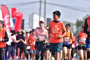 BIB: 28037
                            <button type="button" onclick="openModal(11609837)" class="btn btn-primary btn-sm float-right btn-popup" data-toggle="modal" data-target=".modal-high-quality">
                        <i class="fas fa-shopping-cart"></i> Add to Cart
                    </button>
                                            <button type="button" onclick="isThisMe(11609837, true)" class="btn btn-success btn-sm float-right btn-popup btn-isme hidden" data-toggle="tooltip" data-placement="bottom" title="นี่คือรูปของคุณใช่ไหม คลิกที่นี่เพื่อเอาเข้าอัลบั้ม">
                        <i class="fas fa-plus"></i> Add to album
                    </button>
                    <button type="button" onclick="isThisMe(11609837, false)" class="btn btn-warning btn-sm float-right btn-popup btn-isnotme hidden">
                        <i class="fas fa-ban"></i> Remove from album
                    </button>