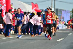 BIB: 41605, 446, 46090, 0469
                            <button type="button" onclick="openModal(11099793)" class="btn btn-primary btn-sm float-right btn-popup" data-toggle="modal" data-target=".modal-high-quality">
                        <i class="fas fa-shopping-cart"></i> Add to Cart
                    </button>
                                            <button type="button" onclick="isThisMe(11099793, true)" class="btn btn-success btn-sm float-right btn-popup btn-isme hidden" data-toggle="tooltip" data-placement="bottom" title="นี่คือรูปของคุณใช่ไหม คลิกที่นี่เพื่อเอาเข้าอัลบั้ม">
                        <i class="fas fa-plus"></i> Add to album
                    </button>
                    <button type="button" onclick="isThisMe(11099793, false)" class="btn btn-warning btn-sm float-right btn-popup btn-isnotme hidden">
                        <i class="fas fa-ban"></i> Remove from album
                    </button>