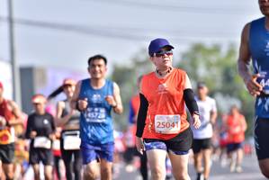 BIB: 20128
                            <button type="button" onclick="openModal(11615056)" class="btn btn-primary btn-sm float-right btn-popup" data-toggle="modal" data-target=".modal-high-quality">
                        <i class="fas fa-shopping-cart"></i> Add to Cart
                    </button>
                                            <button type="button" onclick="isThisMe(11615056, true)" class="btn btn-success btn-sm float-right btn-popup btn-isme hidden" data-toggle="tooltip" data-placement="bottom" title="นี่คือรูปของคุณใช่ไหม คลิกที่นี่เพื่อเอาเข้าอัลบั้ม">
                        <i class="fas fa-plus"></i> Add to album
                    </button>
                    <button type="button" onclick="isThisMe(11615056, false)" class="btn btn-warning btn-sm float-right btn-popup btn-isnotme hidden">
                        <i class="fas fa-ban"></i> Remove from album
                    </button>