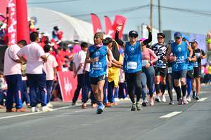 BIB: 5742, 46554, 40812
                            <button type="button" onclick="openModal(11104823)" class="btn btn-primary btn-sm float-right btn-popup" data-toggle="modal" data-target=".modal-high-quality">
                        <i class="fas fa-shopping-cart"></i> Add to Cart
                    </button>
                                            <button type="button" onclick="isThisMe(11104823, true)" class="btn btn-success btn-sm float-right btn-popup btn-isme hidden" data-toggle="tooltip" data-placement="bottom" title="นี่คือรูปของคุณใช่ไหม คลิกที่นี่เพื่อเอาเข้าอัลบั้ม">
                        <i class="fas fa-plus"></i> Add to album
                    </button>
                    <button type="button" onclick="isThisMe(11104823, false)" class="btn btn-warning btn-sm float-right btn-popup btn-isnotme hidden">
                        <i class="fas fa-ban"></i> Remove from album
                    </button>
