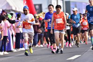 BIB: 24518, 457, 26372
                            <button type="button" onclick="openModal(11293935)" class="btn btn-primary btn-sm float-right btn-popup" data-toggle="modal" data-target=".modal-high-quality">
                        <i class="fas fa-shopping-cart"></i> Add to Cart
                    </button>
                                            <button type="button" onclick="isThisMe(11293935, true)" class="btn btn-success btn-sm float-right btn-popup btn-isme hidden" data-toggle="tooltip" data-placement="bottom" title="นี่คือรูปของคุณใช่ไหม คลิกที่นี่เพื่อเอาเข้าอัลบั้ม">
                        <i class="fas fa-plus"></i> Add to album
                    </button>
                    <button type="button" onclick="isThisMe(11293935, false)" class="btn btn-warning btn-sm float-right btn-popup btn-isnotme hidden">
                        <i class="fas fa-ban"></i> Remove from album
                    </button>