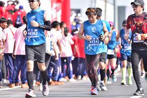BIB: 21264, 215, 24203
                            <button type="button" onclick="openModal(11700269)" class="btn btn-primary btn-sm float-right btn-popup" data-toggle="modal" data-target=".modal-high-quality">
                        <i class="fas fa-shopping-cart"></i> Add to Cart
                    </button>
                                            <button type="button" onclick="isThisMe(11700269, true)" class="btn btn-success btn-sm float-right btn-popup btn-isme hidden" data-toggle="tooltip" data-placement="bottom" title="นี่คือรูปของคุณใช่ไหม คลิกที่นี่เพื่อเอาเข้าอัลบั้ม">
                        <i class="fas fa-plus"></i> Add to album
                    </button>
                    <button type="button" onclick="isThisMe(11700269, false)" class="btn btn-warning btn-sm float-right btn-popup btn-isnotme hidden">
                        <i class="fas fa-ban"></i> Remove from album
                    </button>