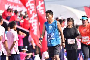 BIB: 206, 27254
                            <button type="button" onclick="openModal(11680988)" class="btn btn-primary btn-sm float-right btn-popup" data-toggle="modal" data-target=".modal-high-quality">
                        <i class="fas fa-shopping-cart"></i> Add to Cart
                    </button>
                                            <button type="button" onclick="isThisMe(11680988, true)" class="btn btn-success btn-sm float-right btn-popup btn-isme hidden" data-toggle="tooltip" data-placement="bottom" title="นี่คือรูปของคุณใช่ไหม คลิกที่นี่เพื่อเอาเข้าอัลบั้ม">
                        <i class="fas fa-plus"></i> Add to album
                    </button>
                    <button type="button" onclick="isThisMe(11680988, false)" class="btn btn-warning btn-sm float-right btn-popup btn-isnotme hidden">
                        <i class="fas fa-ban"></i> Remove from album
                    </button>