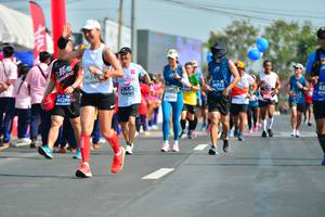 BIB: 462, 0932, 42438, 46306, 42295
                            <button type="button" onclick="openModal(11106943)" class="btn btn-primary btn-sm float-right btn-popup" data-toggle="modal" data-target=".modal-high-quality">
                        <i class="fas fa-shopping-cart"></i> Add to Cart
                    </button>
                                            <button type="button" onclick="isThisMe(11106943, true)" class="btn btn-success btn-sm float-right btn-popup btn-isme hidden" data-toggle="tooltip" data-placement="bottom" title="นี่คือรูปของคุณใช่ไหม คลิกที่นี่เพื่อเอาเข้าอัลบั้ม">
                        <i class="fas fa-plus"></i> Add to album
                    </button>
                    <button type="button" onclick="isThisMe(11106943, false)" class="btn btn-warning btn-sm float-right btn-popup btn-isnotme hidden">
                        <i class="fas fa-ban"></i> Remove from album
                    </button>