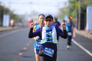 BIB: 25983, 23305, 2229, 
                            <button type="button" onclick="openModal(10857340)" class="btn btn-primary btn-sm float-right btn-popup" data-toggle="modal" data-target=".modal-high-quality">
                        <i class="fas fa-shopping-cart"></i> Add to Cart
                    </button>
                                            <button type="button" onclick="isThisMe(10857340, true)" class="btn btn-success btn-sm float-right btn-popup btn-isme hidden" data-toggle="tooltip" data-placement="bottom" title="นี่คือรูปของคุณใช่ไหม คลิกที่นี่เพื่อเอาเข้าอัลบั้ม">
                        <i class="fas fa-plus"></i> Add to album
                    </button>
                    <button type="button" onclick="isThisMe(10857340, false)" class="btn btn-warning btn-sm float-right btn-popup btn-isnotme hidden">
                        <i class="fas fa-ban"></i> Remove from album
                    </button>