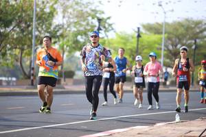 BIB: 23505
                            <button type="button" onclick="openModal(10753342)" class="btn btn-primary btn-sm float-right btn-popup" data-toggle="modal" data-target=".modal-high-quality">
                        <i class="fas fa-shopping-cart"></i> Add to Cart
                    </button>
                                            <button type="button" onclick="isThisMe(10753342, true)" class="btn btn-success btn-sm float-right btn-popup btn-isme hidden" data-toggle="tooltip" data-placement="bottom" title="นี่คือรูปของคุณใช่ไหม คลิกที่นี่เพื่อเอาเข้าอัลบั้ม">
                        <i class="fas fa-plus"></i> Add to album
                    </button>
                    <button type="button" onclick="isThisMe(10753342, false)" class="btn btn-warning btn-sm float-right btn-popup btn-isnotme hidden">
                        <i class="fas fa-ban"></i> Remove from album
                    </button>